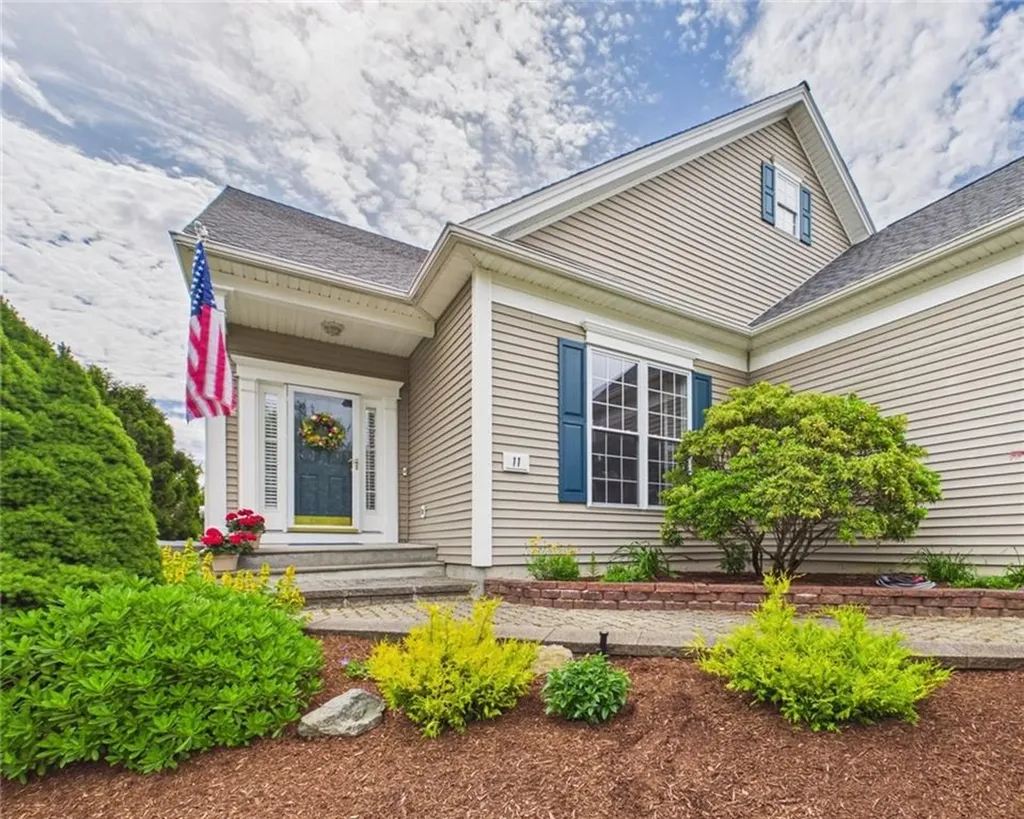 11 Starboard Terrace Narragansett RI 02882