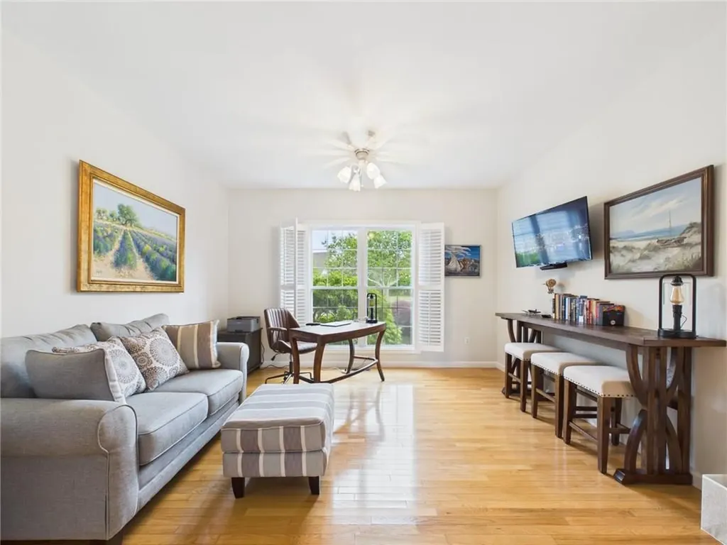 11 Starboard Terrace Narragansett RI 02882