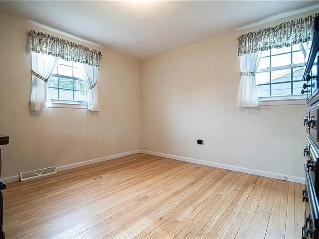 130 Kerri Lyn Road Warwick RI 02889
