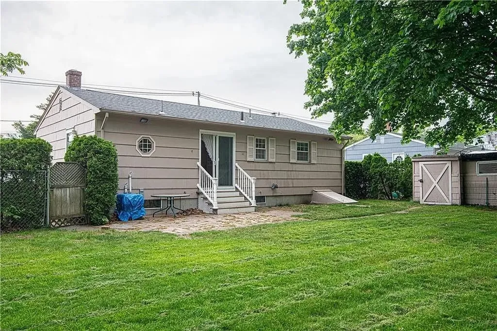 130 Kerri Lyn Road Warwick RI 02889