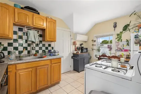 54 Barton Street Providence RI 02909