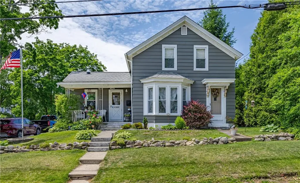 43 Duane Street Warwick RI 02818