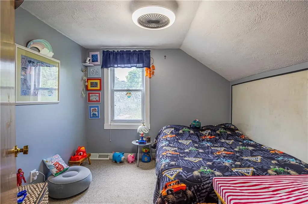 43 Duane Street Warwick RI 02818