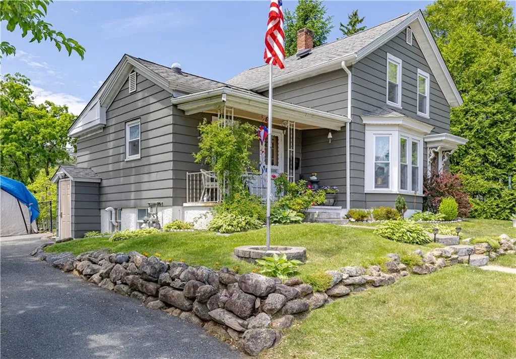43 Duane Street Warwick RI 02818