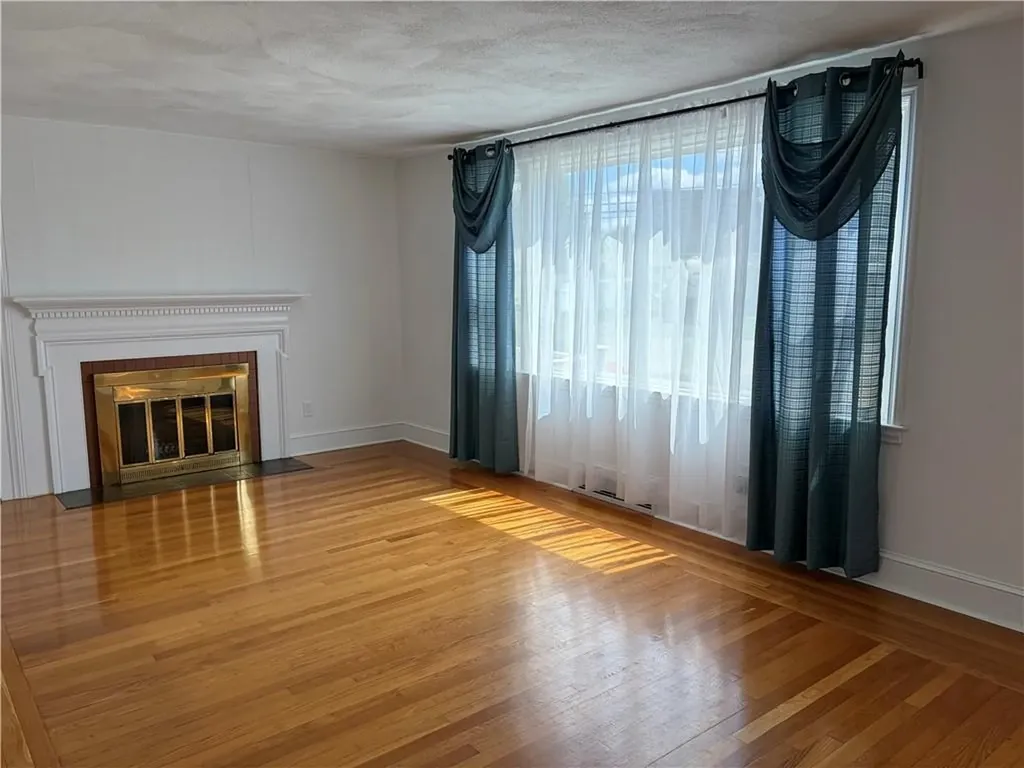 52 Elm Drive Cranston RI 02920