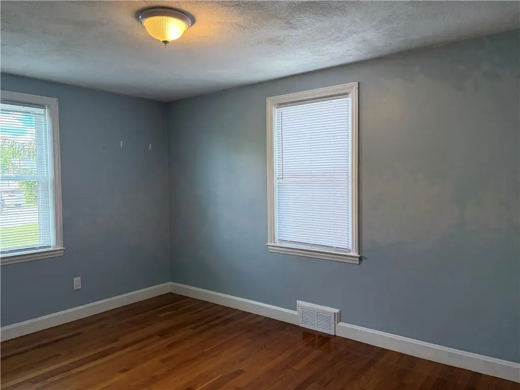 52 Elm Drive Cranston RI 02920