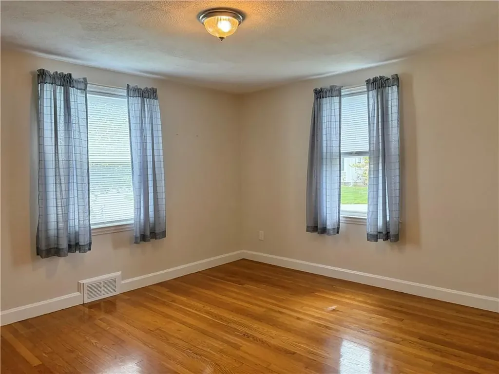 52 Elm Drive Cranston RI 02920