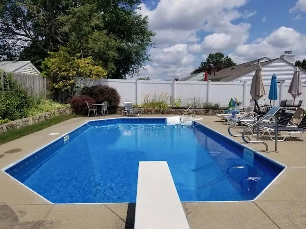 52 Elm Drive Cranston RI 02920