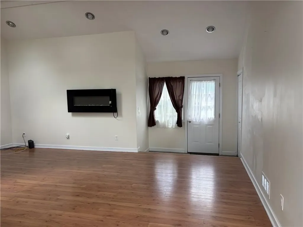 52 Elm Drive Cranston RI 02920
