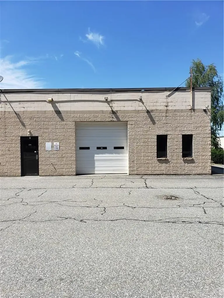 37 Lark Industrial Parkway Smithfield RI 02828