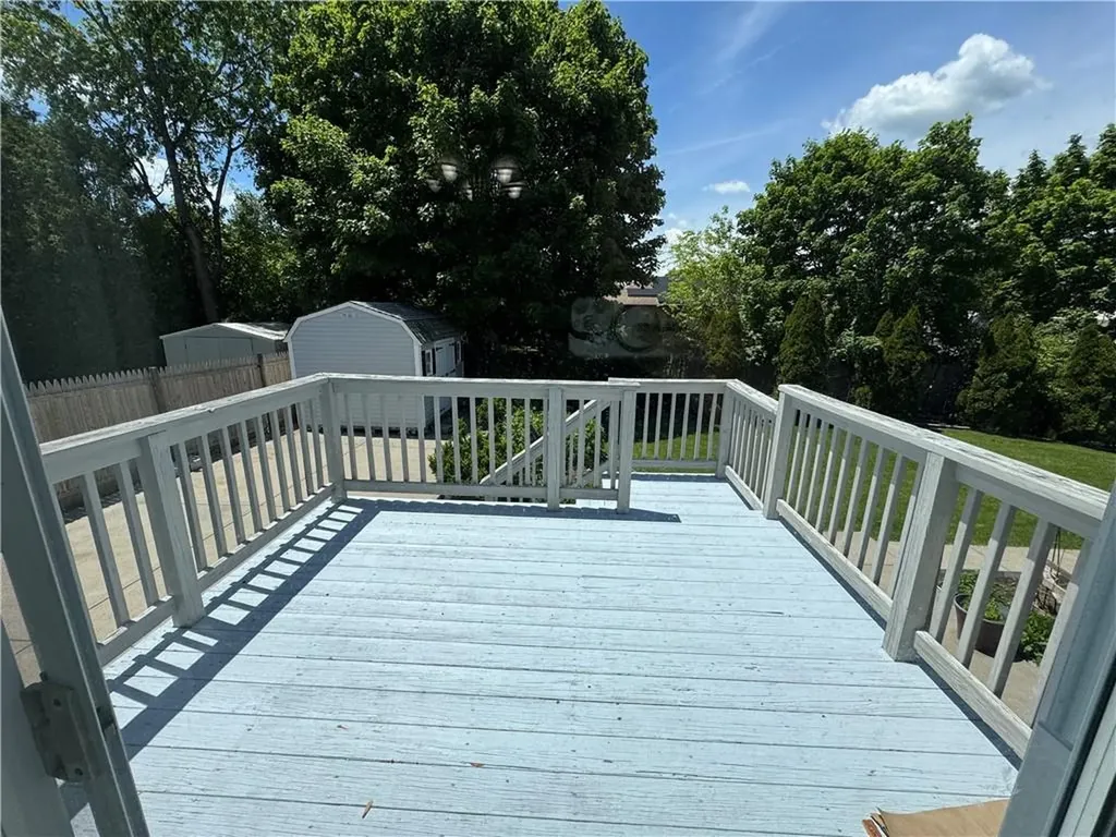 15 S Locust Avenue North Providence RI 02911
