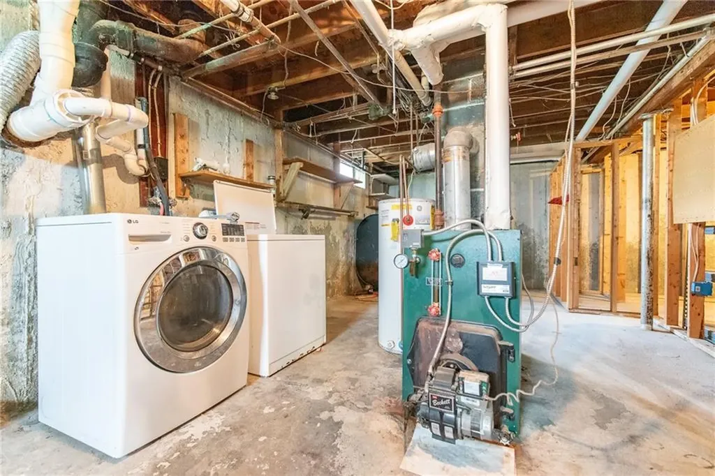 15 Gage Street Warwick RI 02889