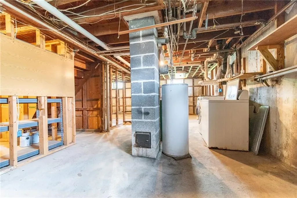 15 Gage Street Warwick RI 02889