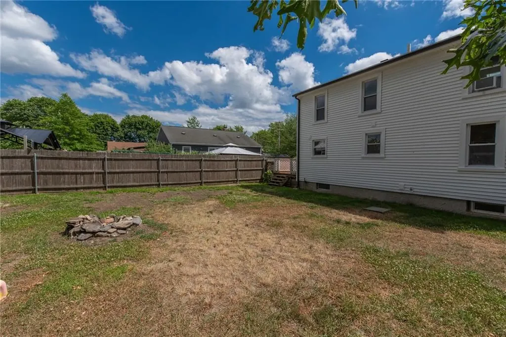 15 Gage Street Warwick RI 02889