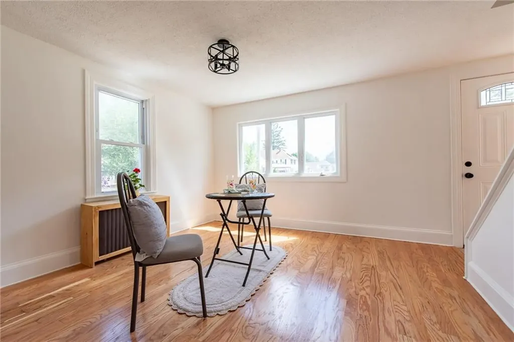 15 Gage Street Warwick RI 02889
