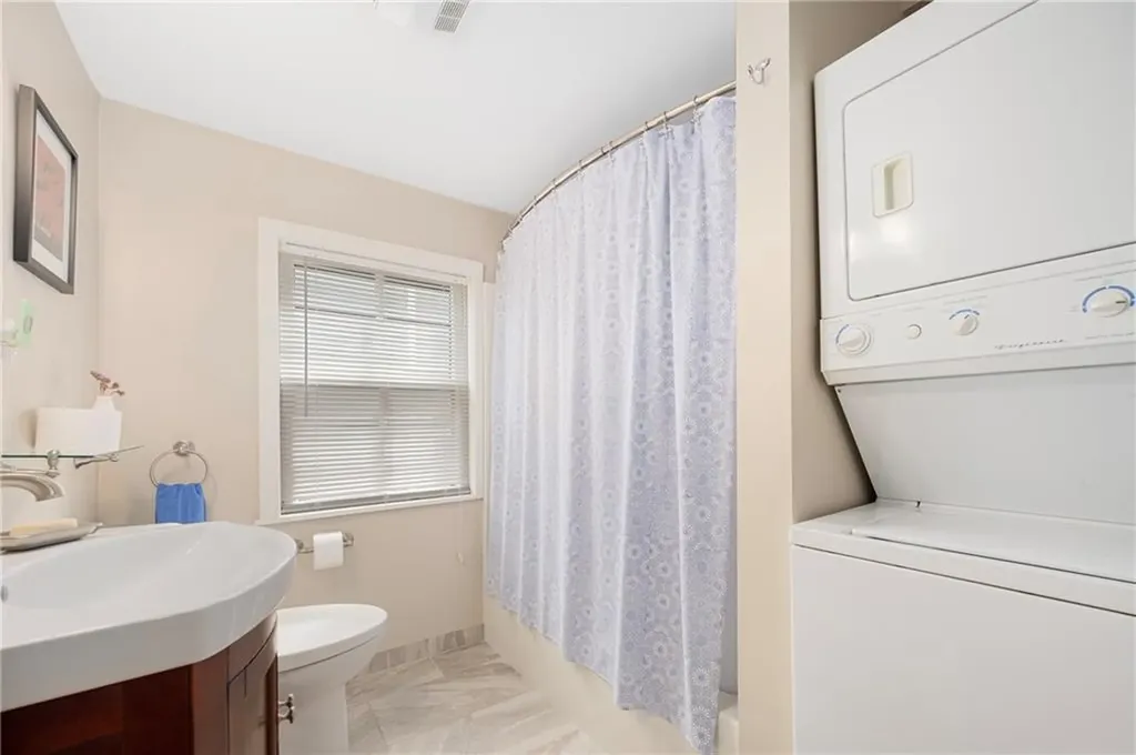 407 Broadway Providence RI 02909