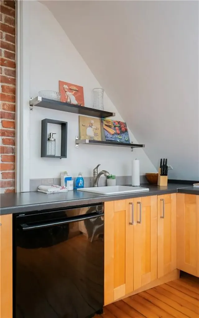 12 14 Belair Avenue Providence RI 02906
