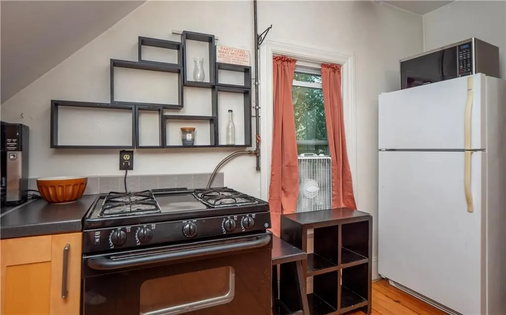 12 14 Belair Avenue Providence RI 02906