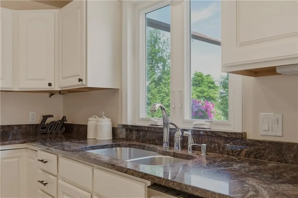 32 James Francis Terrace Middletown RI 02842