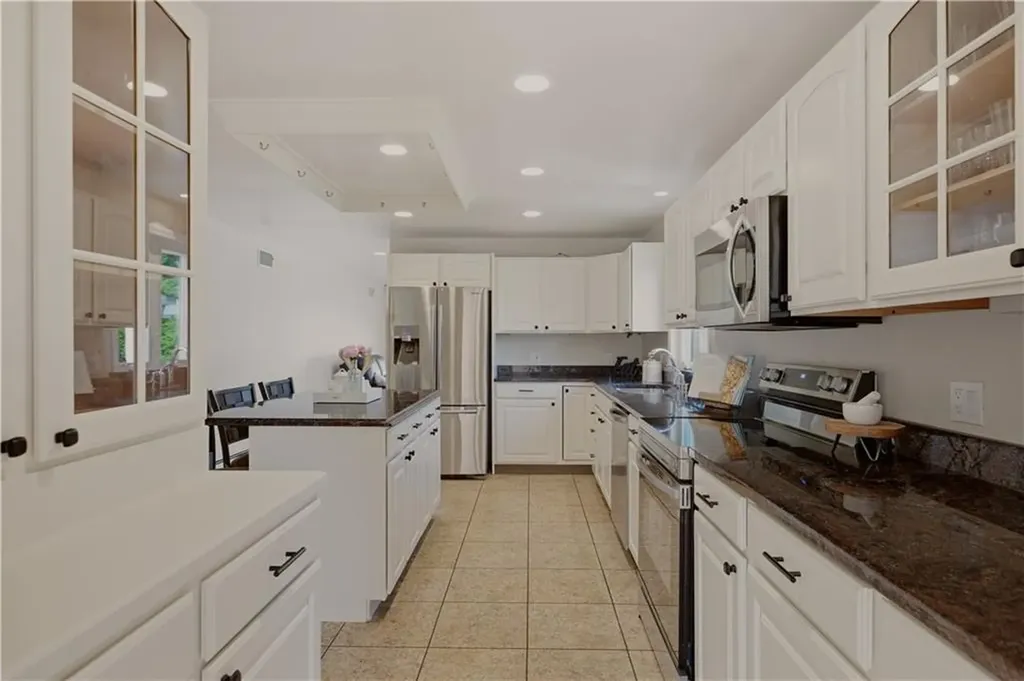 32 James Francis Terrace Middletown RI 02842