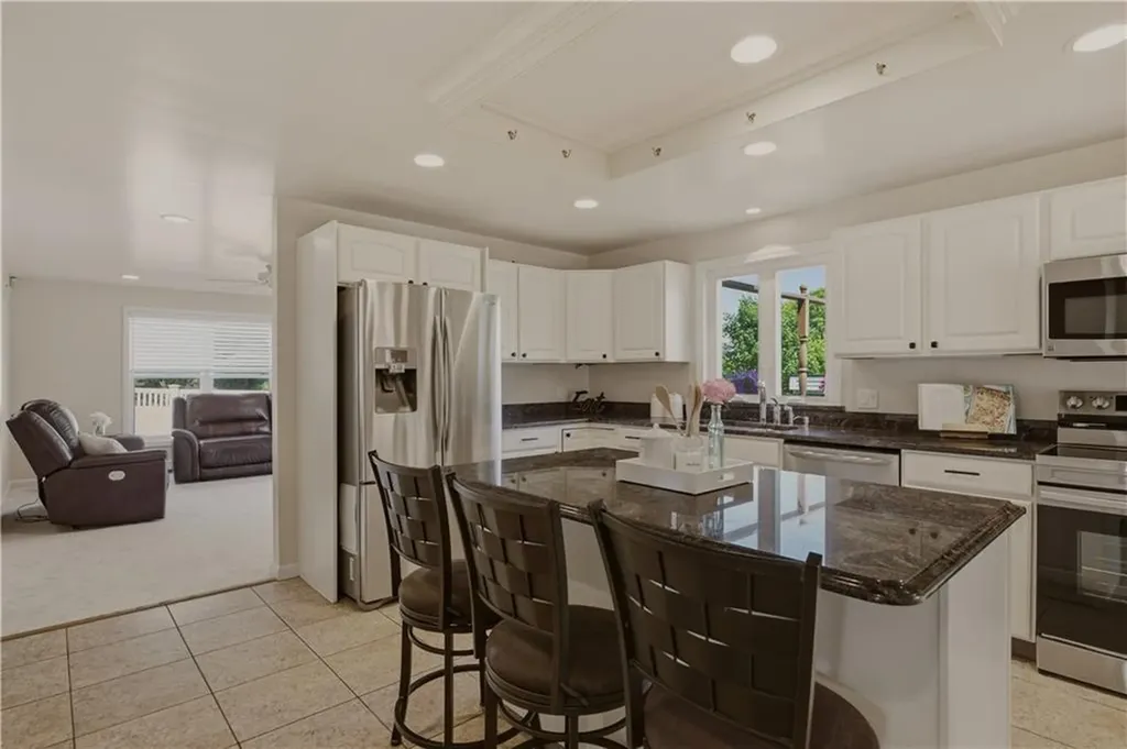 32 James Francis Terrace Middletown RI 02842