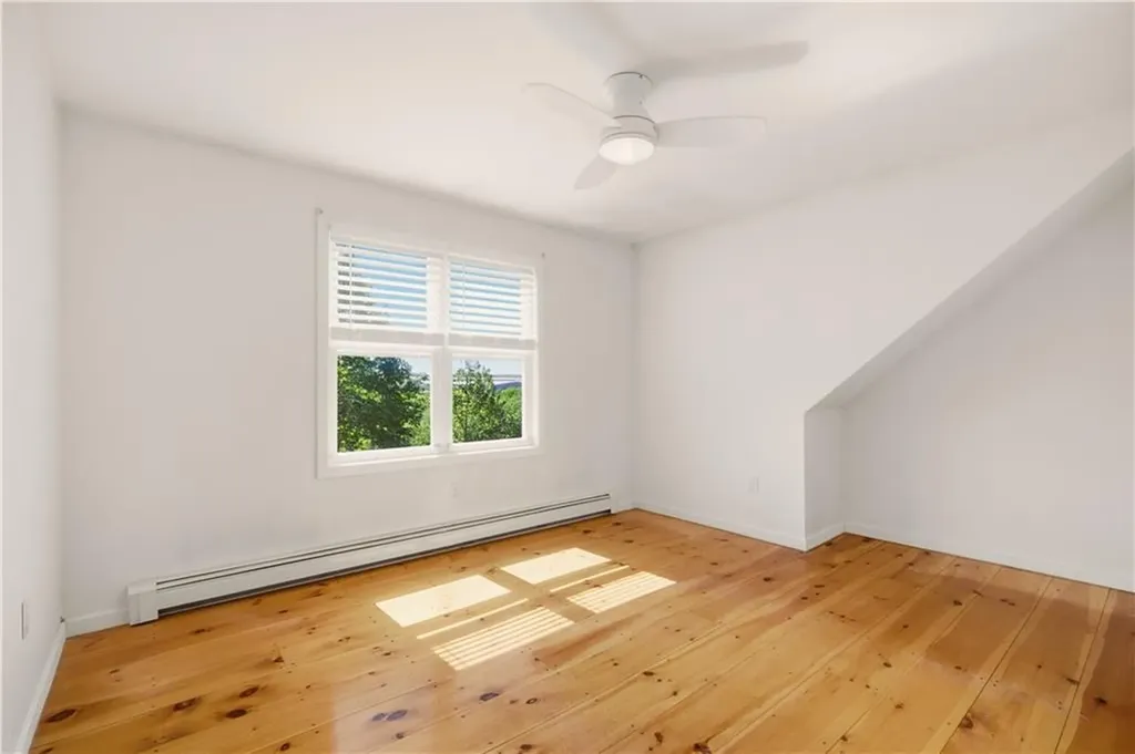 32 James Francis Terrace Middletown RI 02842