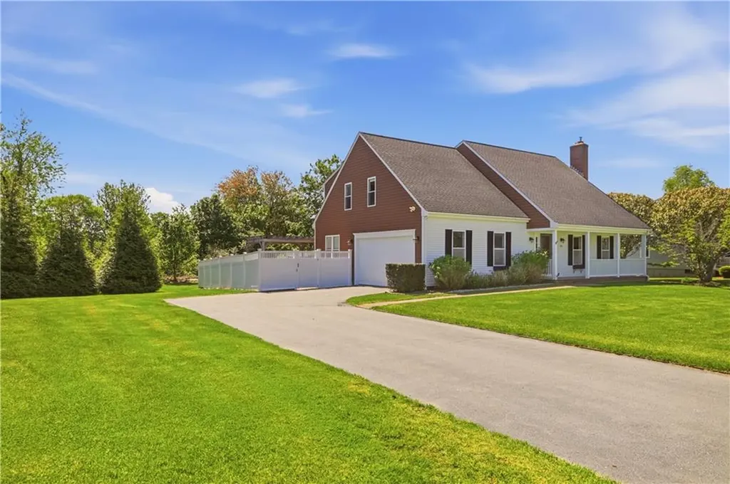 32 James Francis Terrace Middletown RI 02842