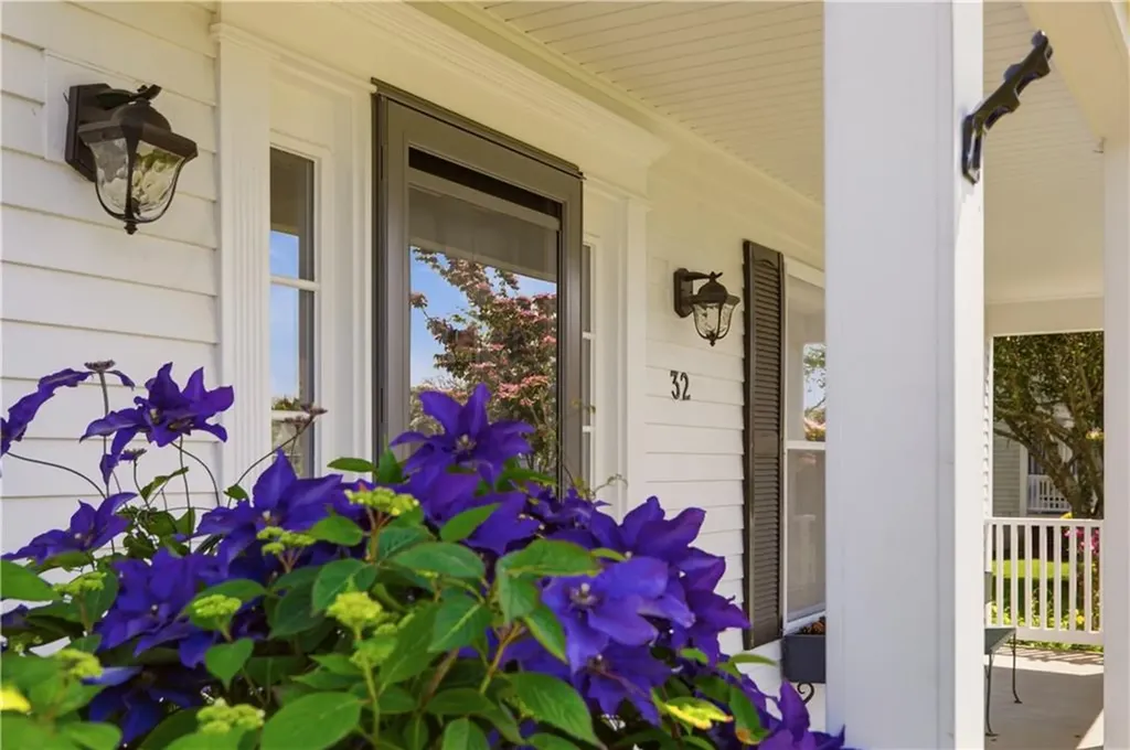 32 James Francis Terrace Middletown RI 02842