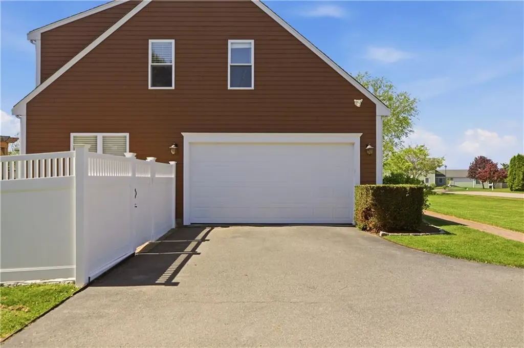 32 James Francis Terrace Middletown RI 02842