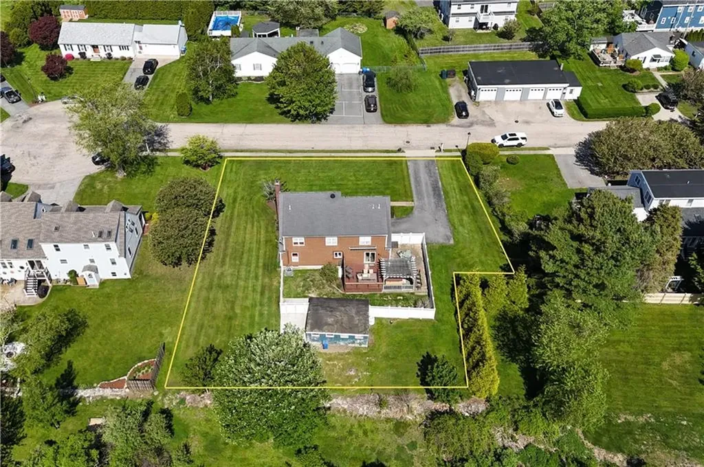 32 James Francis Terrace Middletown RI 02842