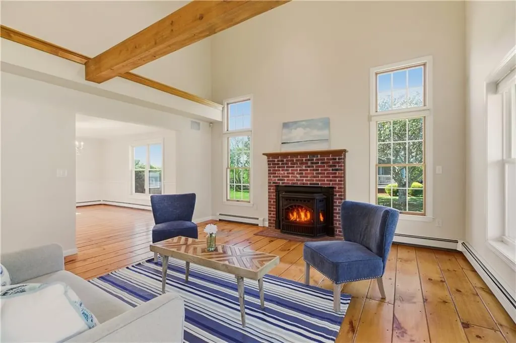32 James Francis Terrace Middletown RI 02842