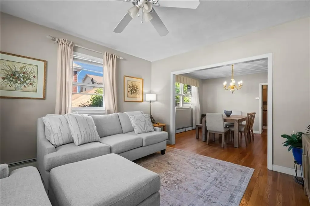 10 Denver Avenue Cranston RI 02905