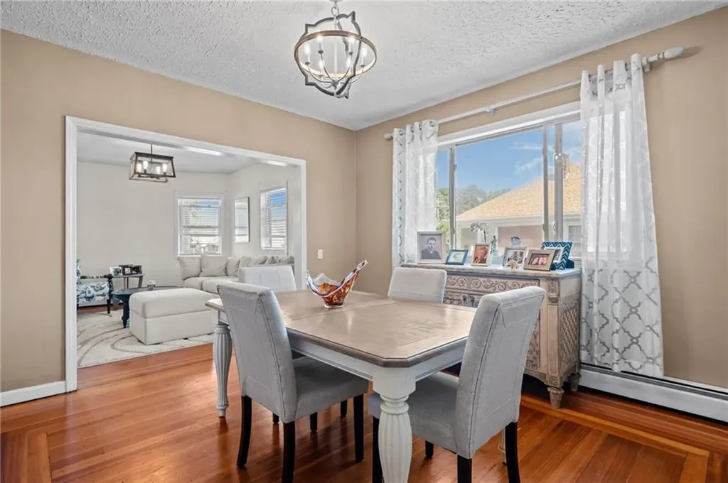 10 Denver Avenue Cranston RI 02905