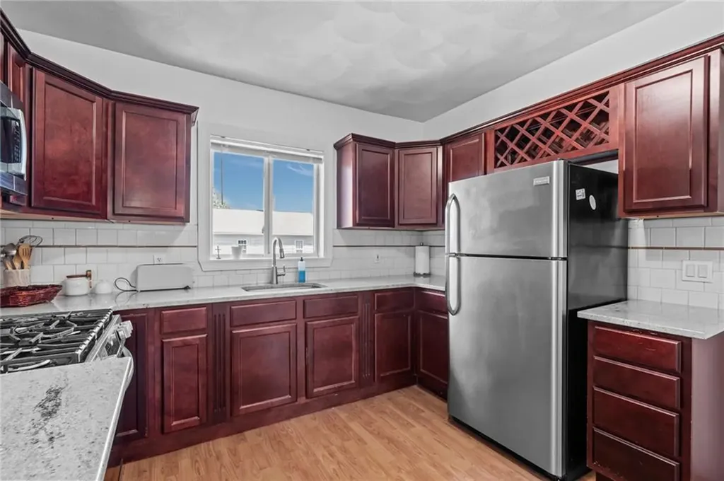 10 Denver Avenue Cranston RI 02905