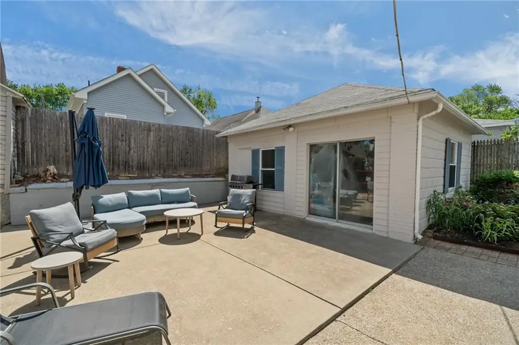 10 Denver Avenue Cranston RI 02905