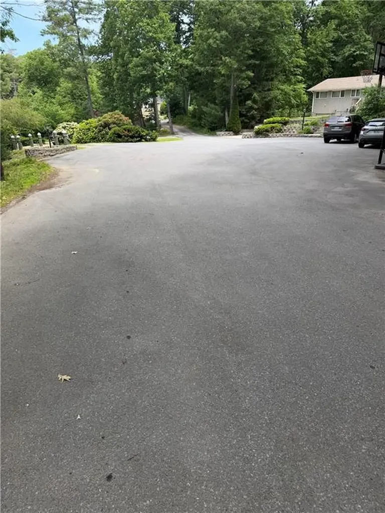 31 Countryside Drive Johnston RI 02919