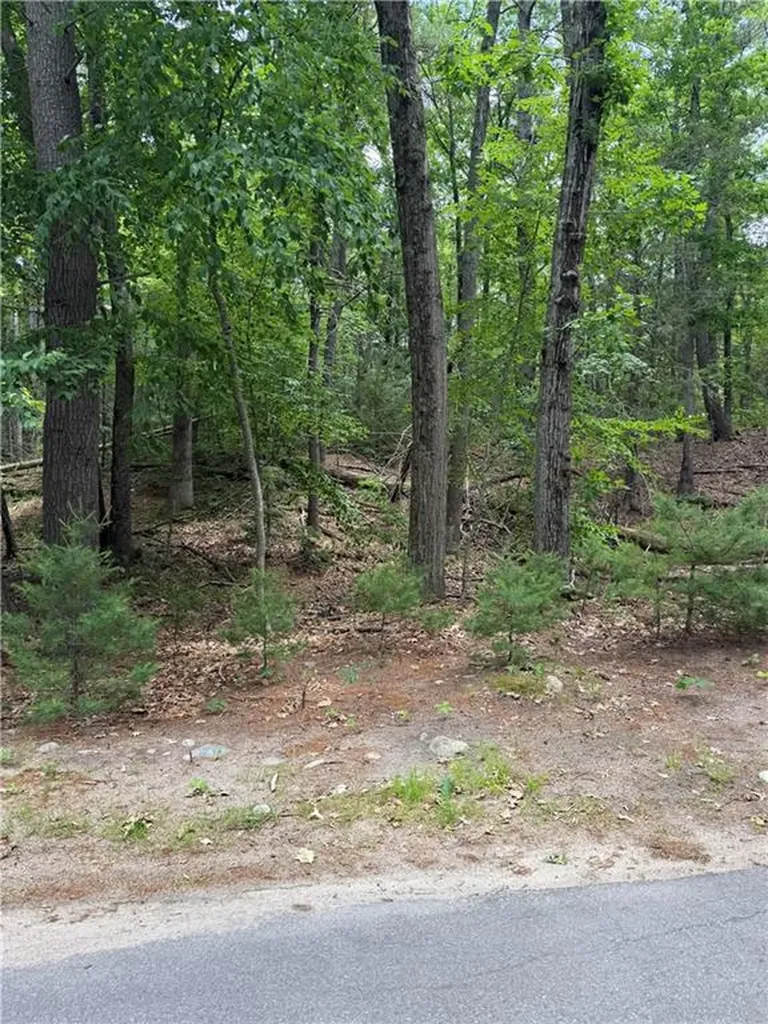 31 Countryside Drive Johnston RI 02919
