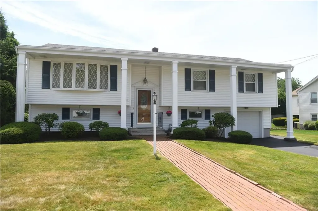 20 Bicentennial Way North Providence RI 02911