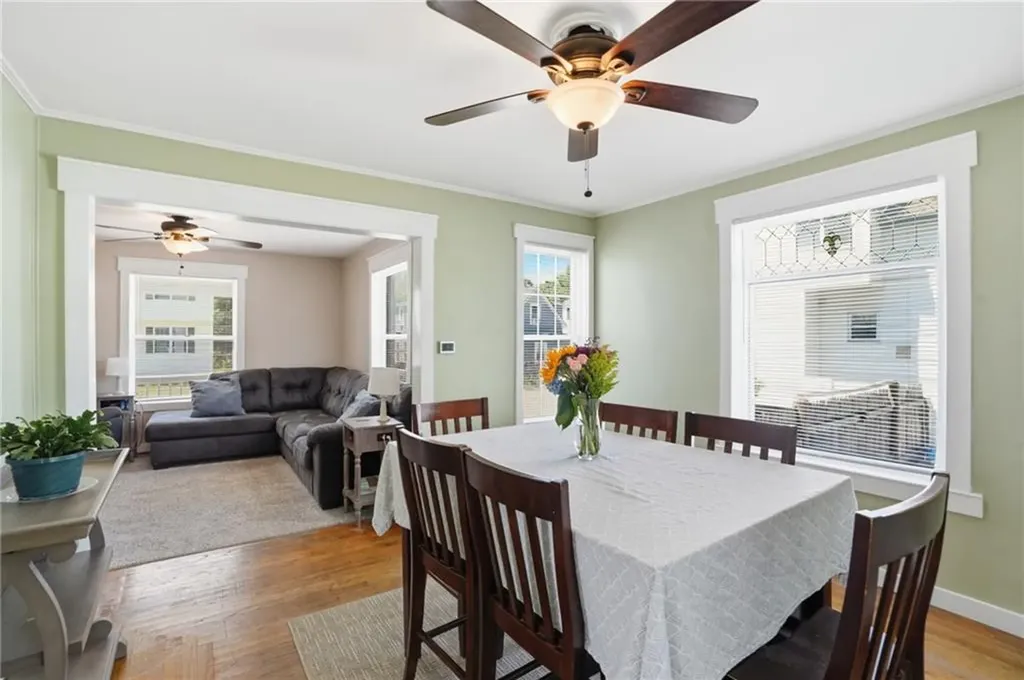 34 Lake Avenue Barrington RI 02806