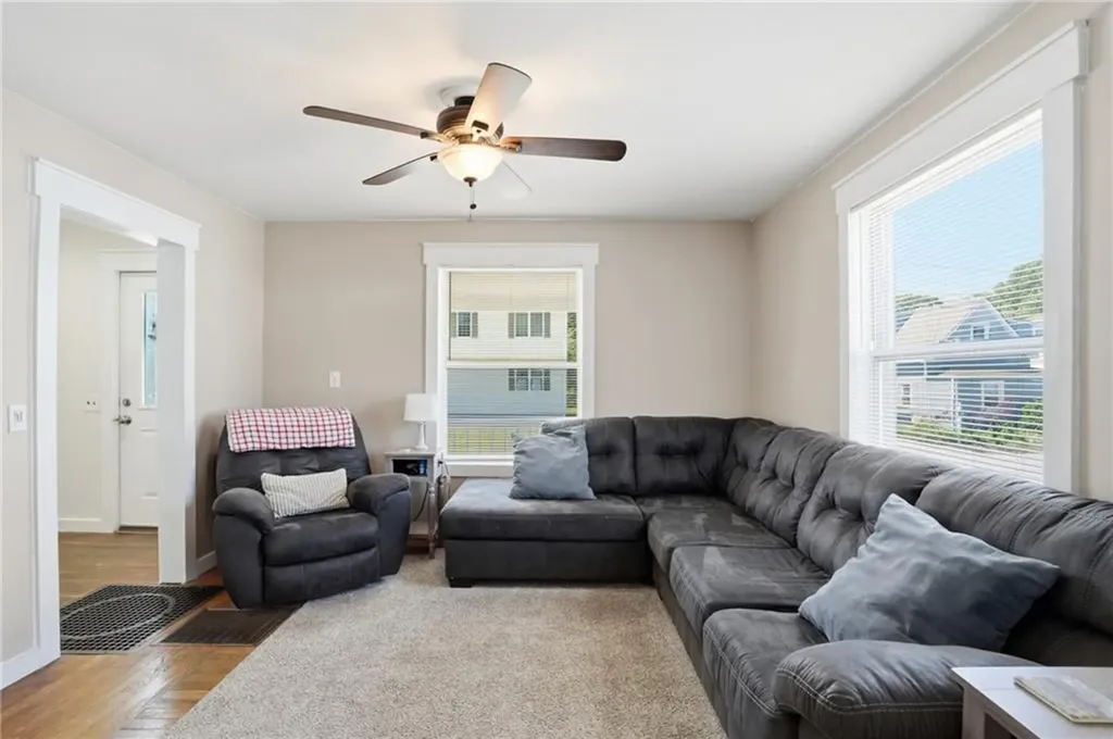 34 Lake Avenue Barrington RI 02806