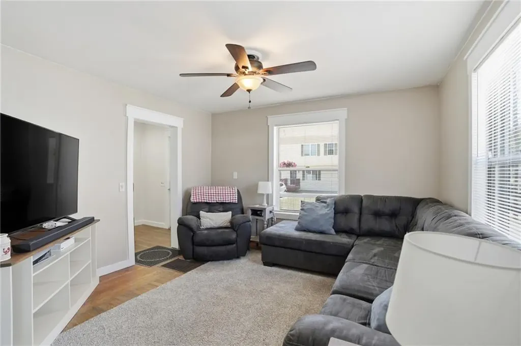 34 Lake Avenue Barrington RI 02806