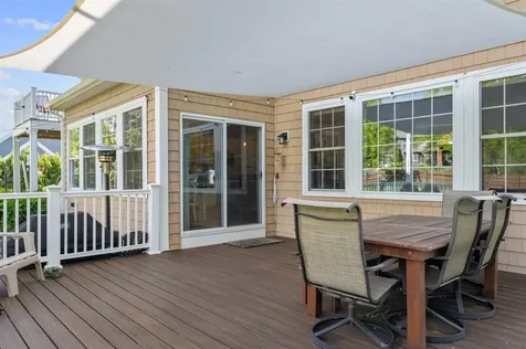 131 Greystone Terrace Portsmouth RI 02871