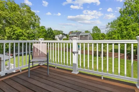 131 Greystone Terrace Portsmouth RI 02871