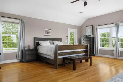 131 Greystone Terrace Portsmouth RI 02871