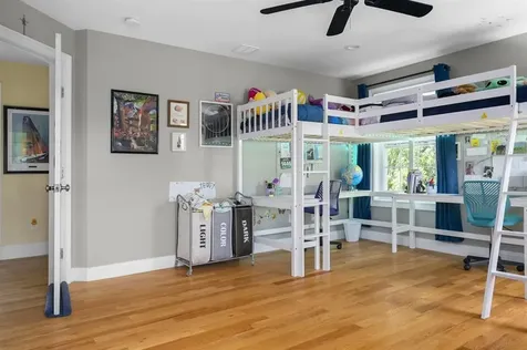 131 Greystone Terrace Portsmouth RI 02871