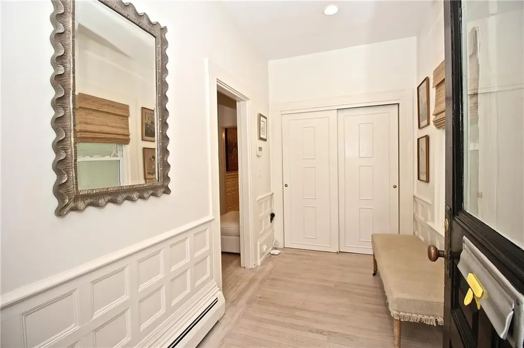215 Coggeshall Avenue Newport RI 02840