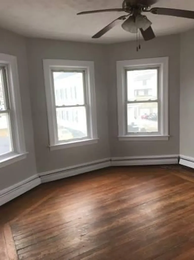 58 60 Arlington Street East Providence RI 02914