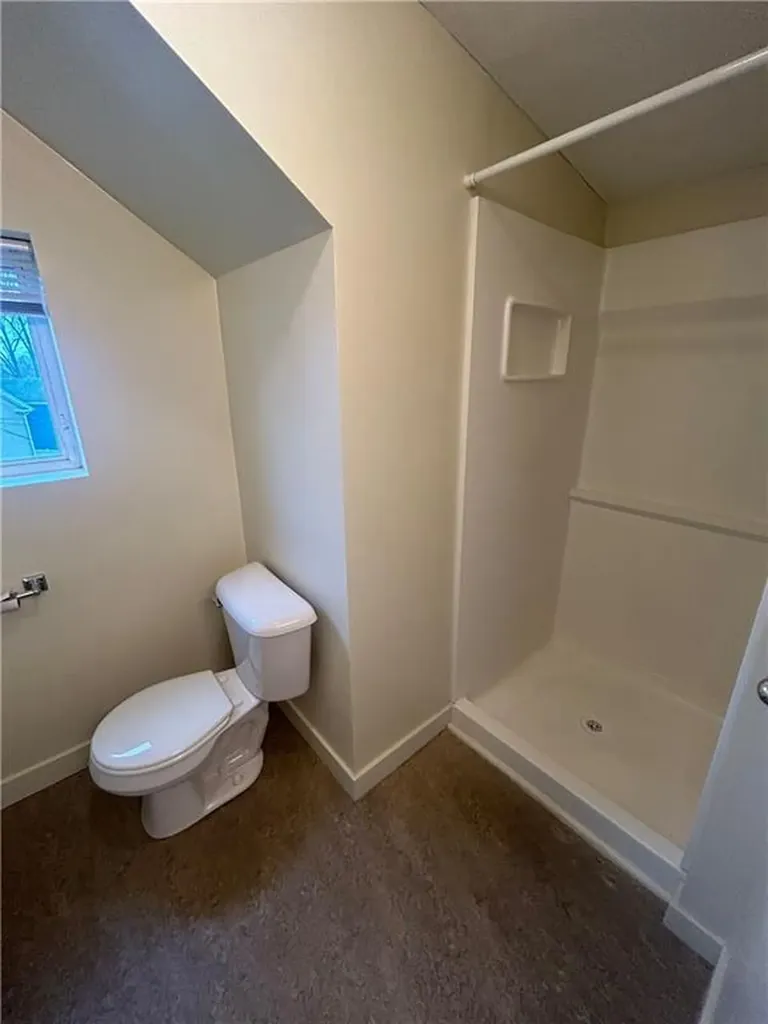 32 Yale Avenue Providence RI 02903