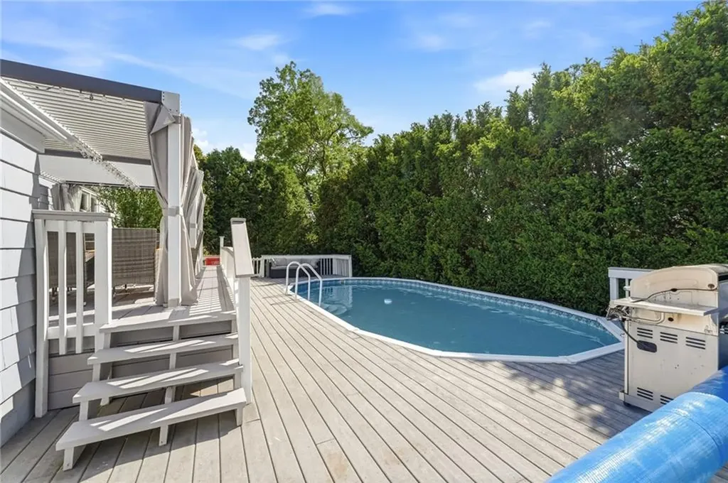 81 Mount View Drive Cranston RI 02920