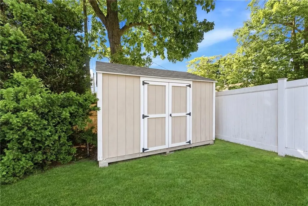 81 Mount View Drive Cranston RI 02920